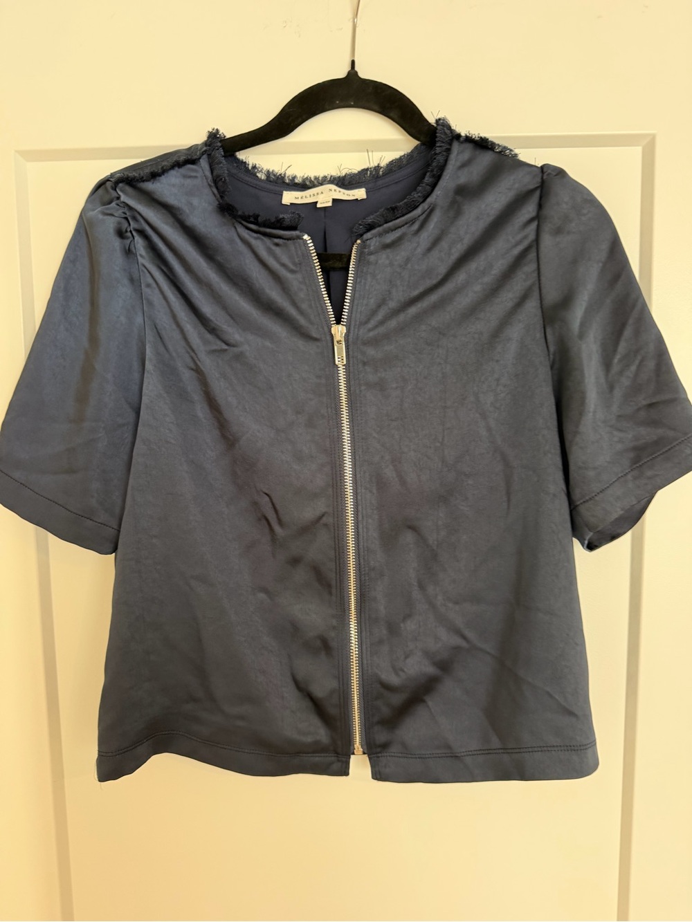 MELISSA NEPTON Navy Frayed-Trim Zip Front Short Sleeve Top